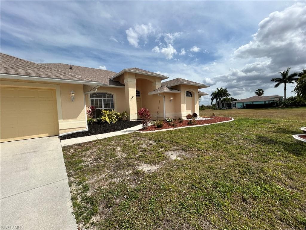 1405 NE 5th PL CAPE CORAL, FL 33909