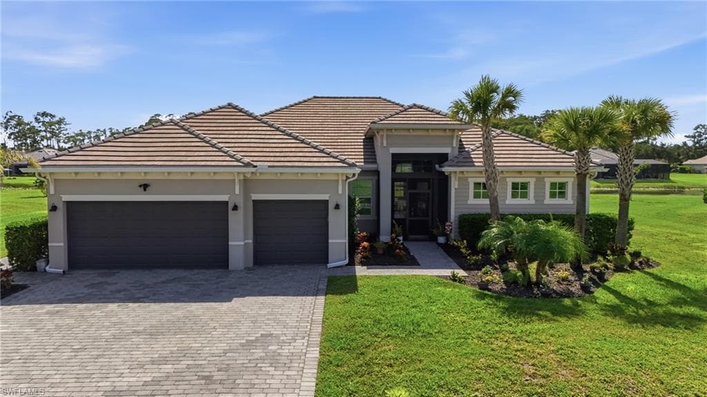 17040 Serengeti CIR ALVA, FL 33920