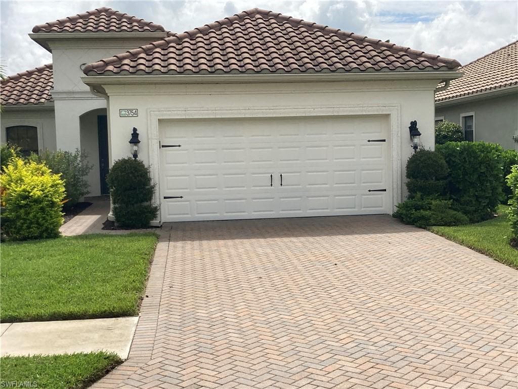 3754 Canopy CIR NAPLES, FL 34120