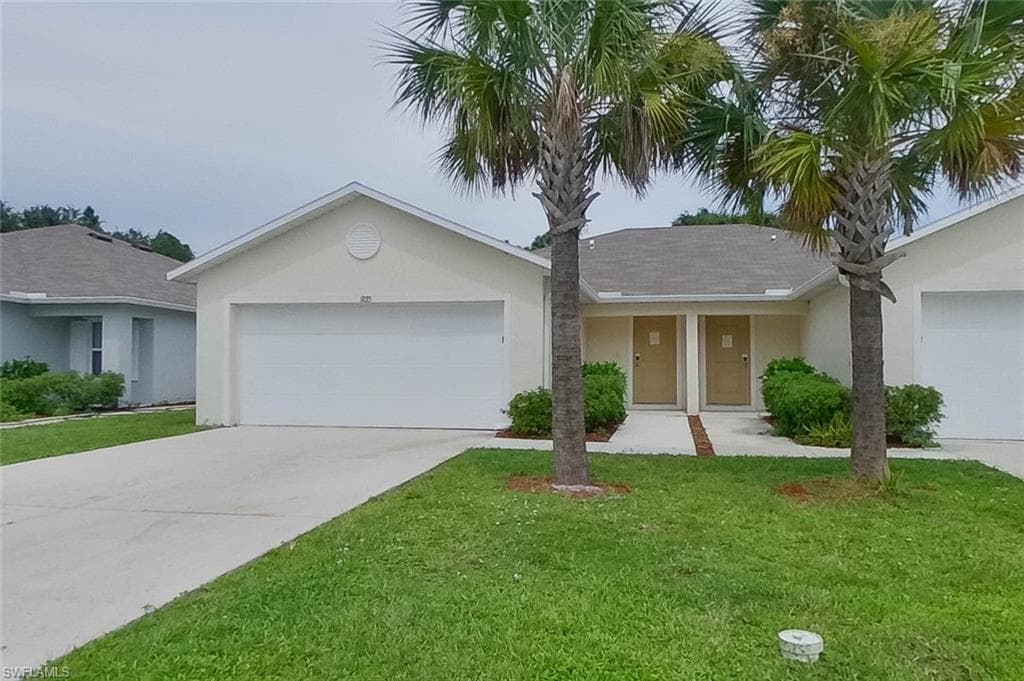 9135 Aegean CIR LEHIGH ACRES, FL 33936