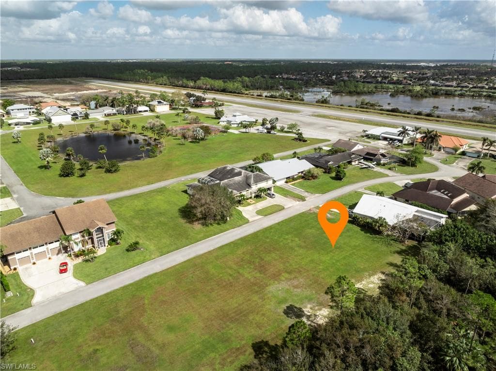 4085 SKYWAY DR LOT#33 NAPLES, FL 34112