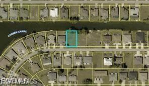 527 SE 4th TER CAPE CORAL, FL 33990