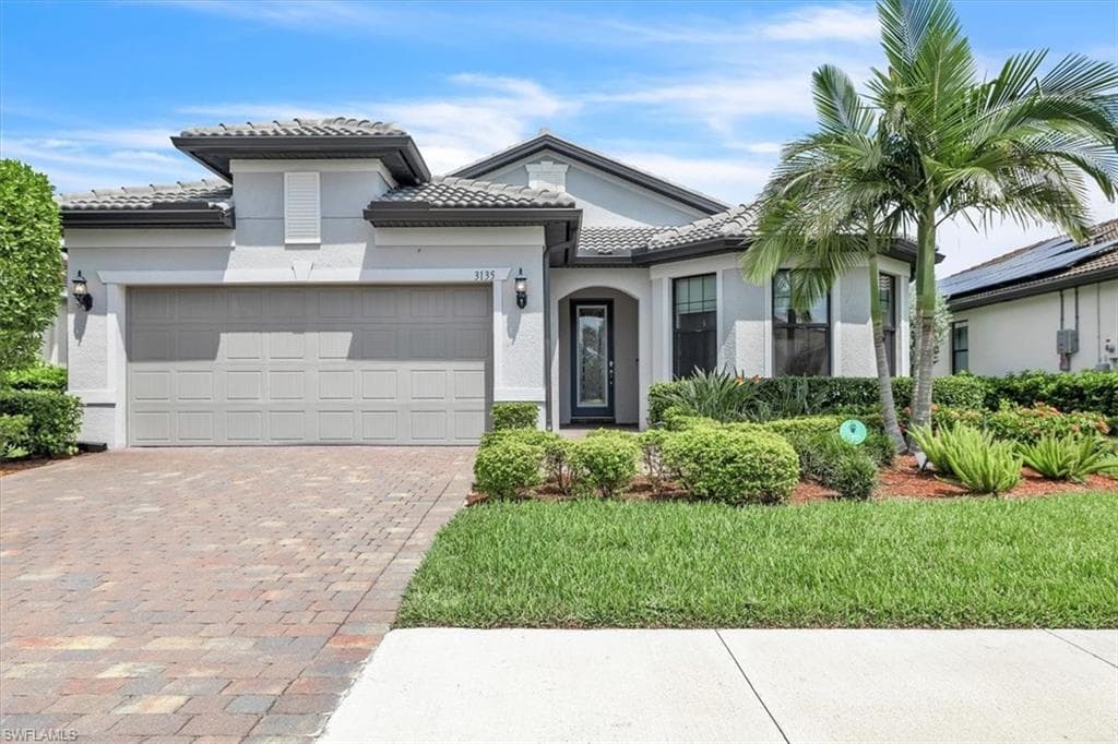 3135 Walnut Grove LN ALVA, FL 33920
