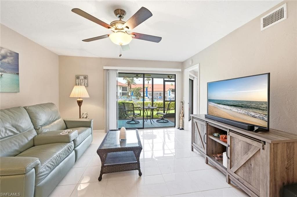 4987 Pepper CIR 107 NAPLES, FL 34113