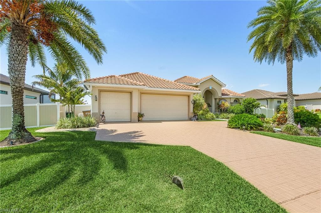 3230 SW 3rd LN CAPE CORAL, FL 33991