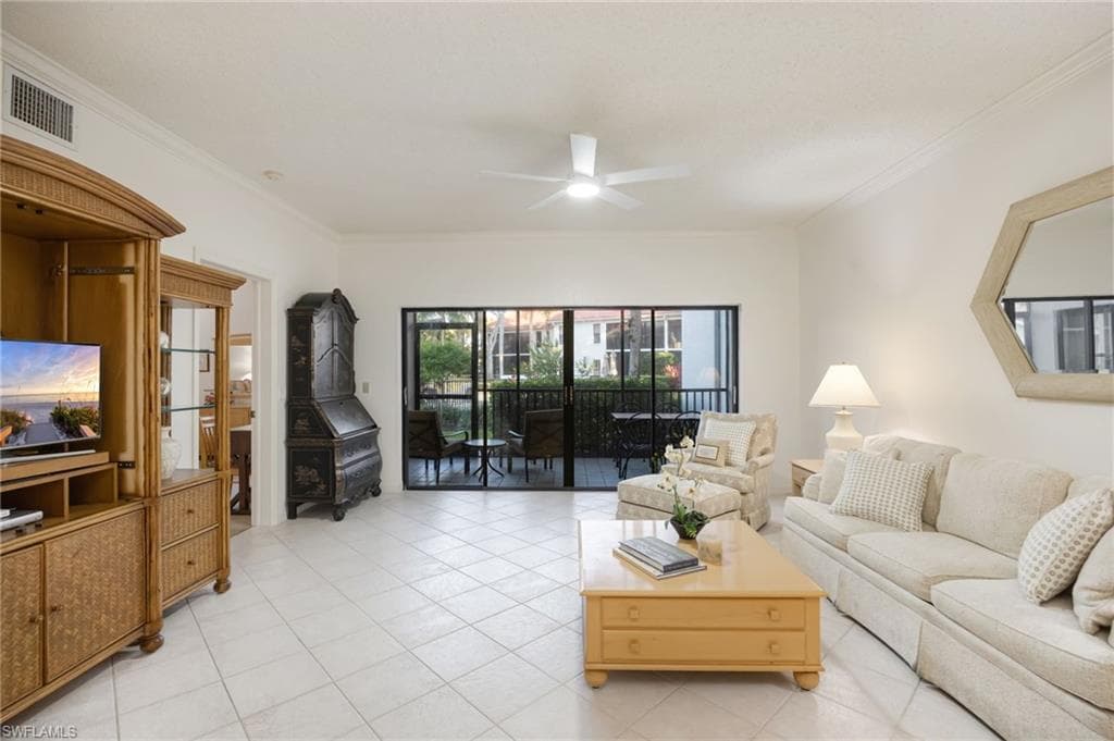 583 Serendipity DR 583 NAPLES, FL 34108