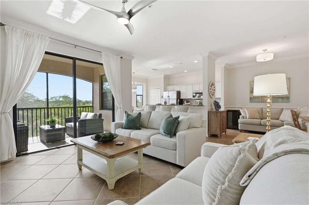 9834 Giaveno CIR 1742 NAPLES, FL 34113