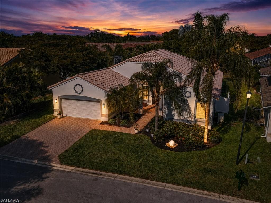 9057 Whitfield DR ESTERO, FL 33928