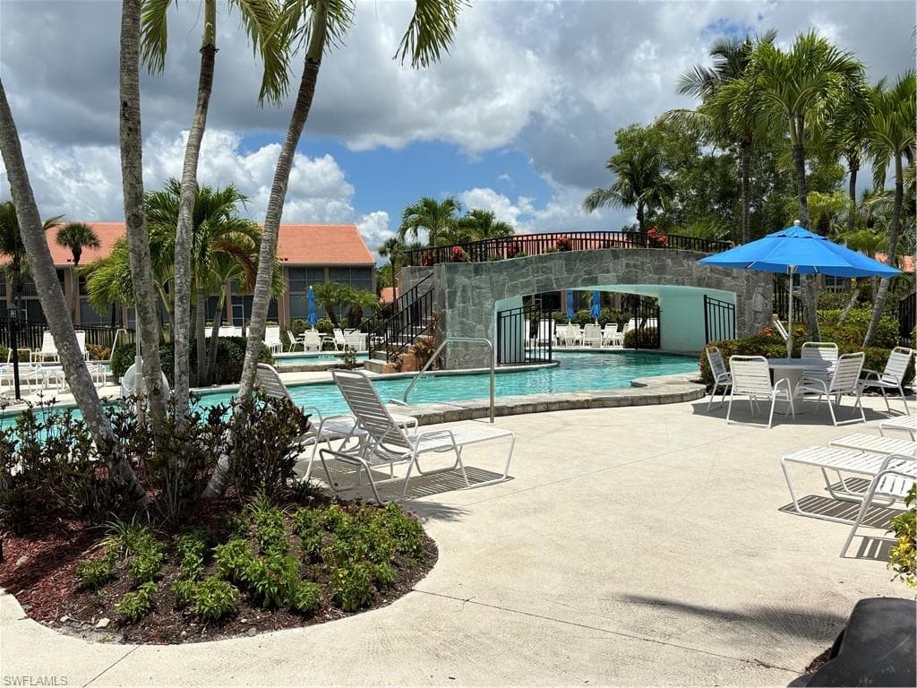 6820 Beach Resort DR 11 NAPLES, FL 34114