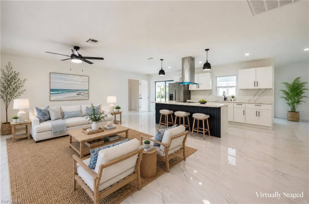 1124 NW 1st PL CAPE CORAL, FL 33993