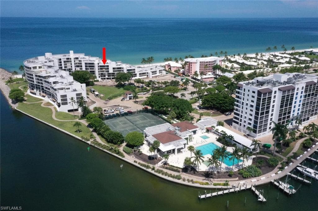 2381 Gulf Shore BLVD N 503 NAPLES, FL 34103