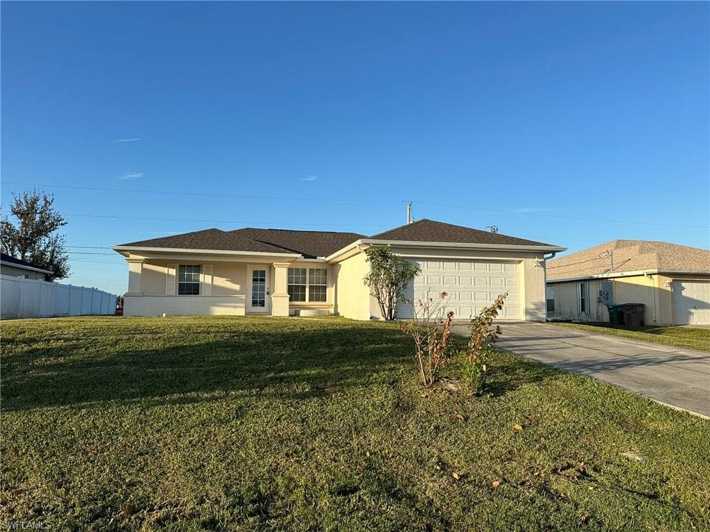 2207 NE 15th LN CAPE CORAL, FL 33909