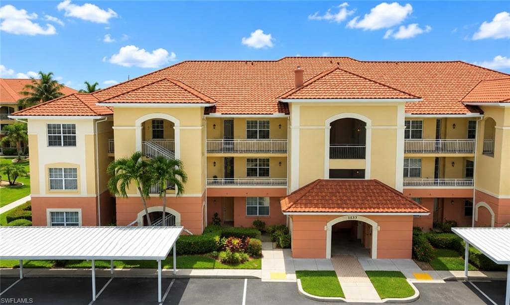 1133 Van Loon Commons CIR 202 CAPE CORAL, FL 33909