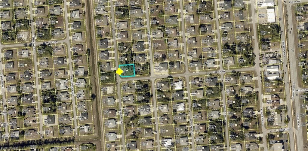 143 Harry AVE S LEHIGH ACRES, FL 33973