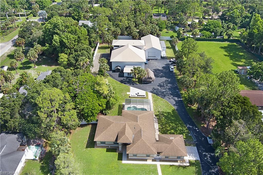 6761 Golden Gate PKWY NAPLES, FL 34105