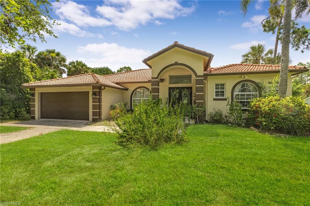 1030 21st ST SW NAPLES, FL 34117