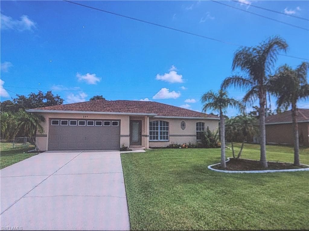 237 Rue Labonne RD FORT MYERS, FL 33913