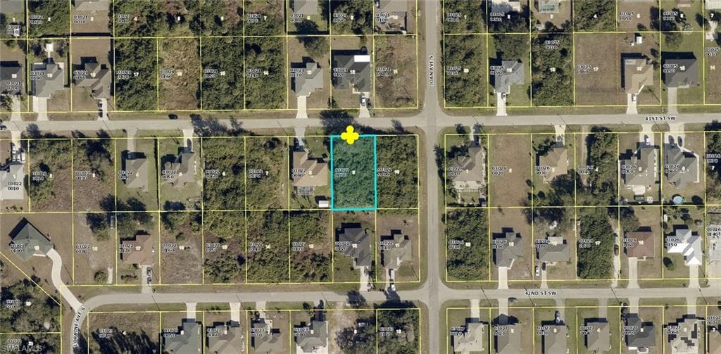 3003 41st ST SW LEHIGH ACRES, FL 33976