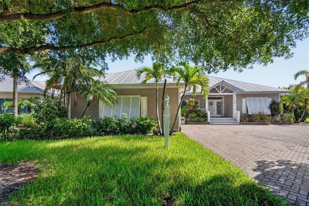 15627 Caloosa Creek CIR FORT MYERS, FL 33908