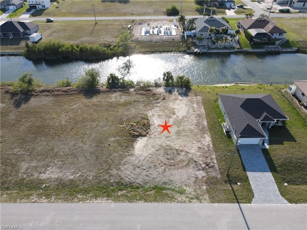 2124 NW 6th PL CAPE CORAL, FL 33993