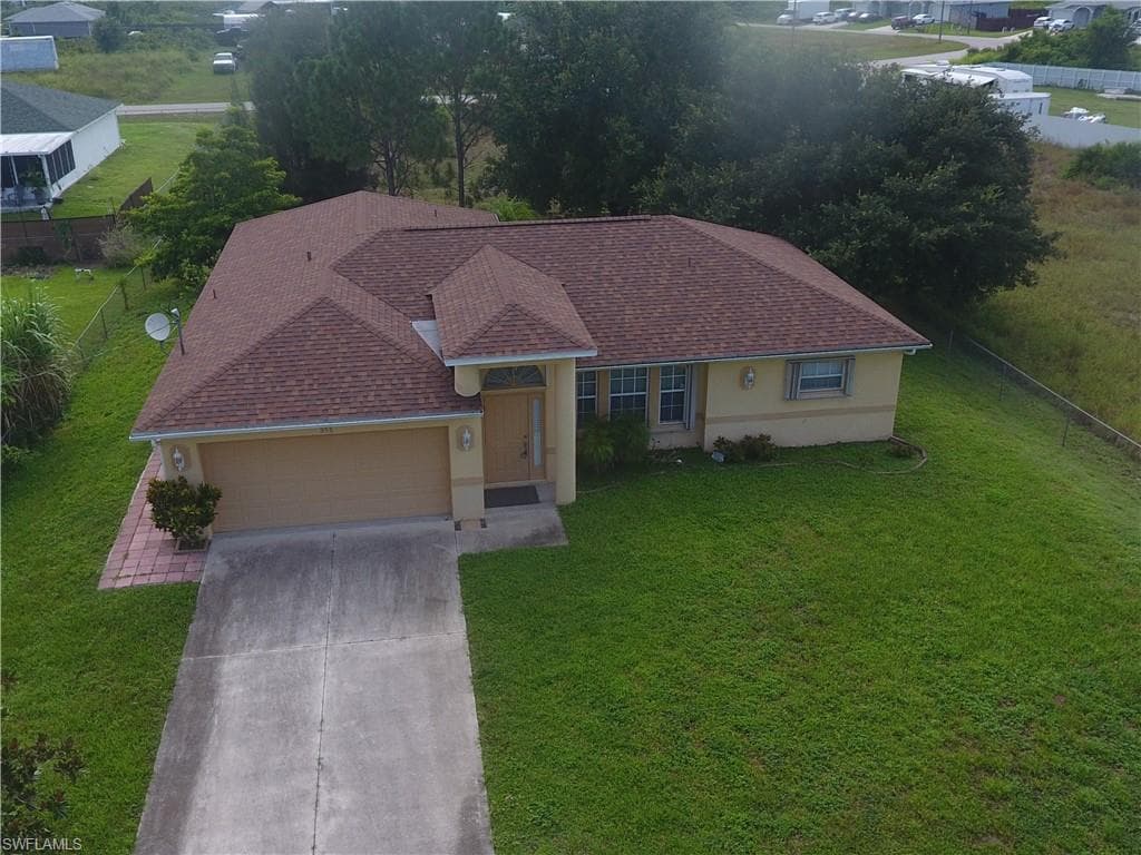 355 Paisley AVE LEHIGH ACRES, FL 33974