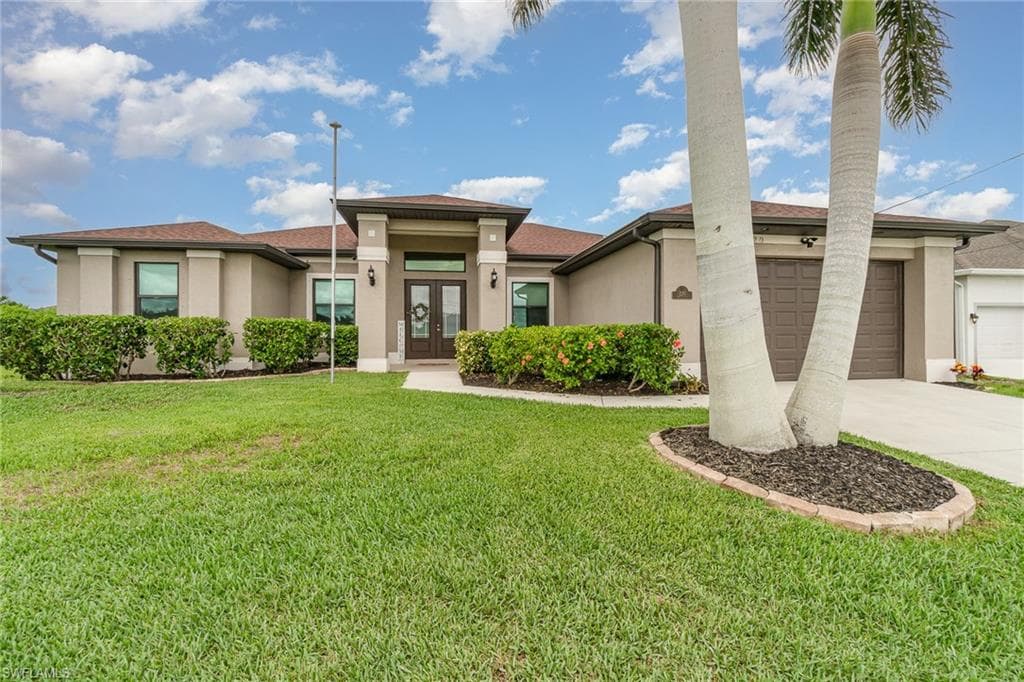 220 NW 26th PL CAPE CORAL, FL 33993