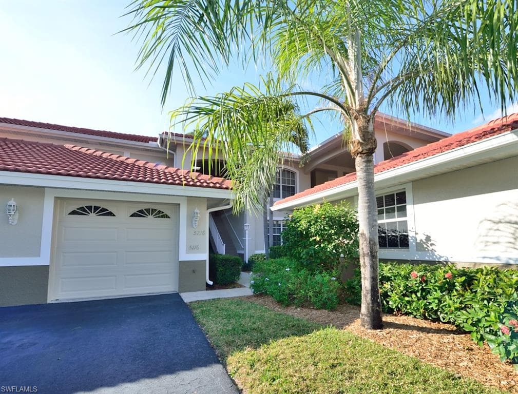 8125 Celeste DR 5216 NAPLES, FL 34113