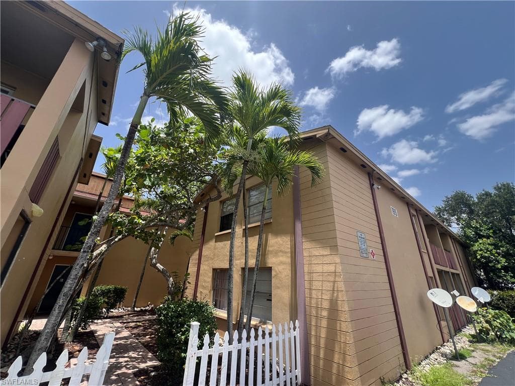 1915 Braman AVE 10 FORT MYERS, FL 33901