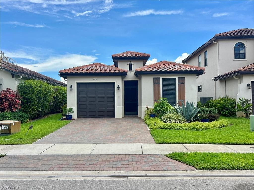 5507 Useppa DR AVE MARIA, FL 34142