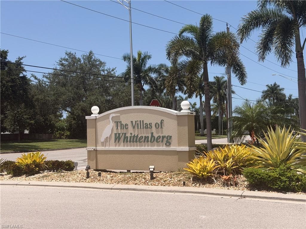 5332 Whitten DR 43 NAPLES, FL 34104