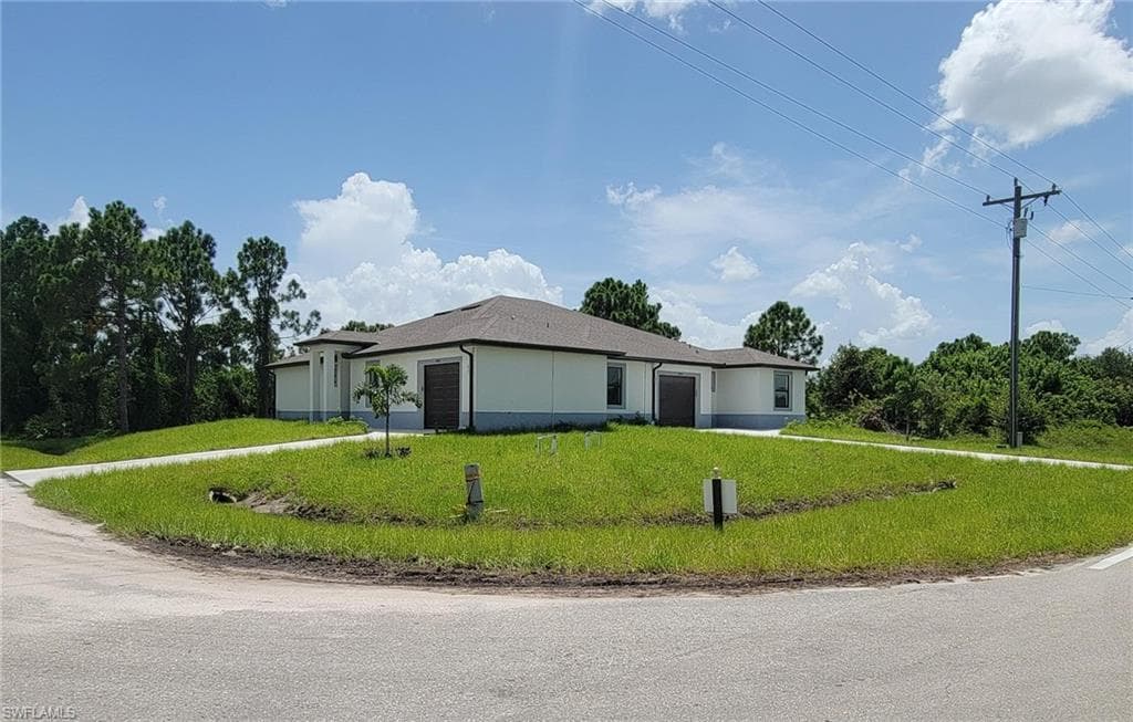 884-886 Milwaukee BLVD LEHIGH ACRES, FL 33974