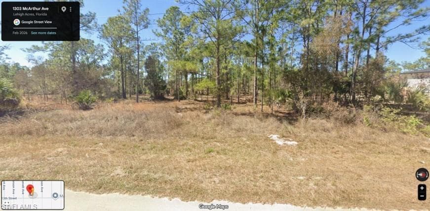 1303 McArthur AVE LEHIGH ACRES, FL 33972