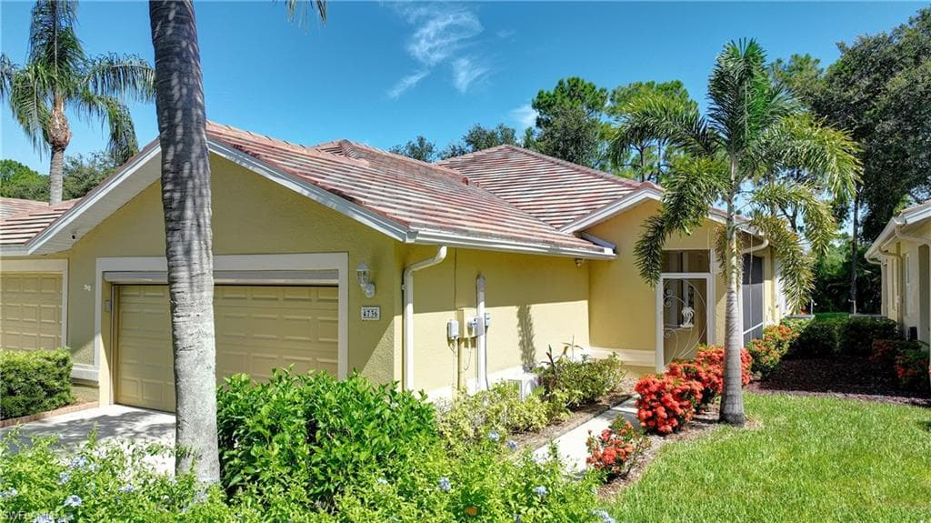 4736 Fairloop RUN LEHIGH ACRES, FL 33973