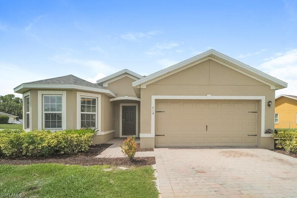 714 SW 6th ST CAPE CORAL, FL 33991