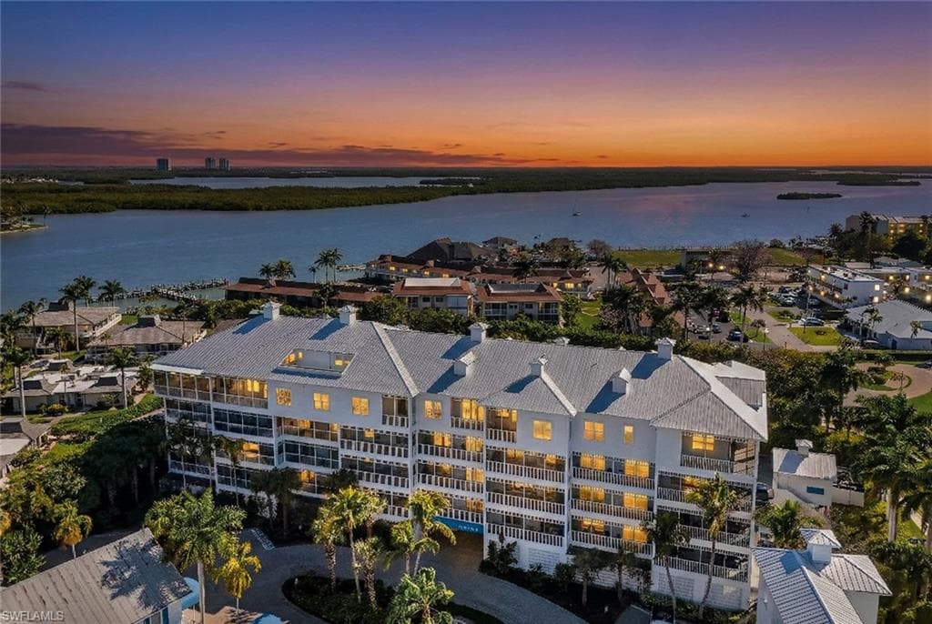 160 Palm ST 5 MARCO ISLAND, FL 34145