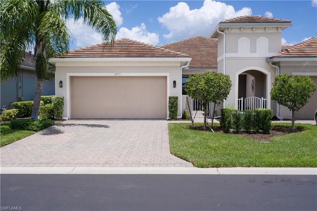 10779 Manatee Key LN ESTERO, FL 33928