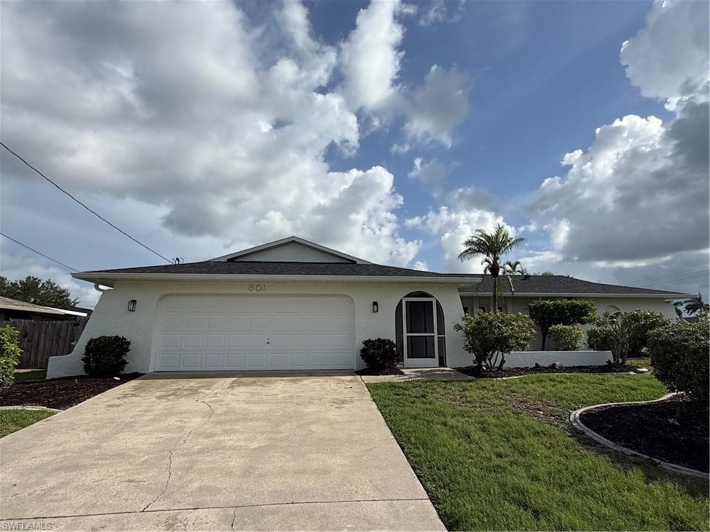 801 SW 52nd ST CAPE CORAL, FL 33914