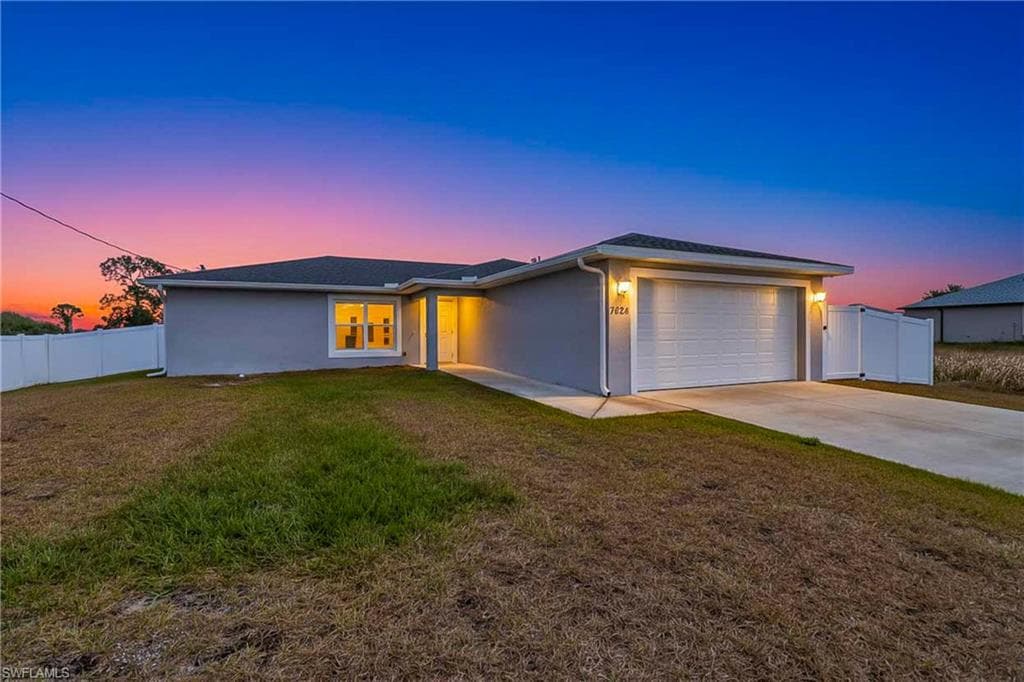 7024 Hero CIR LABELLE, FL 33935