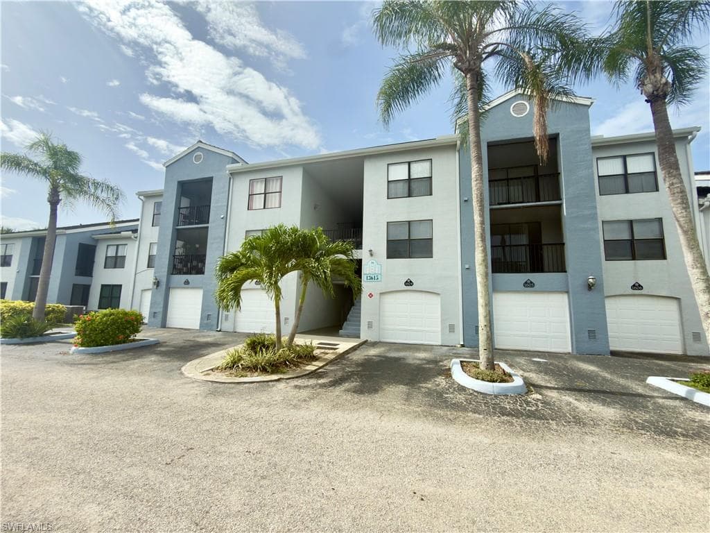 13615 Eagle Ridge DR 1614 FORT MYERS, FL 33912