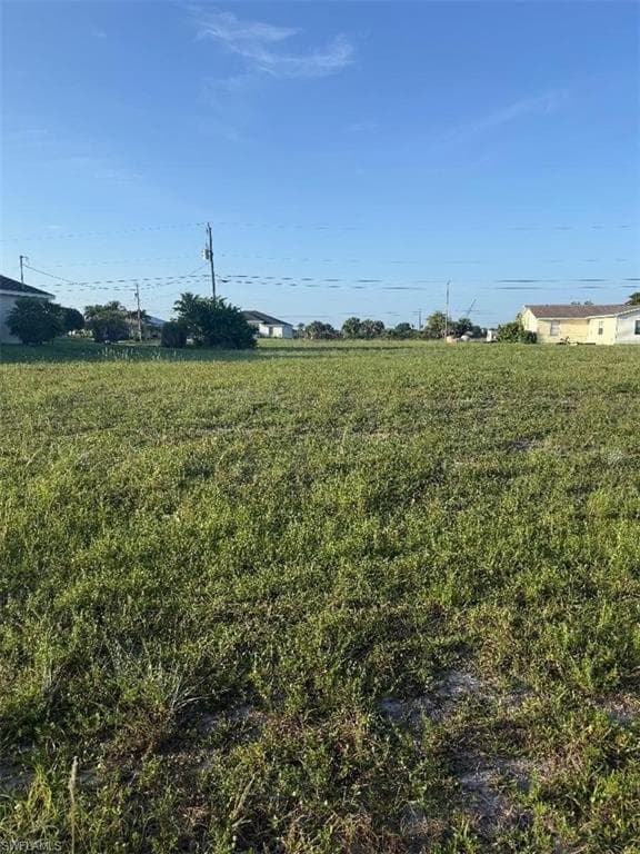 2020 NE 18th TER CAPE CORAL, FL 33909
