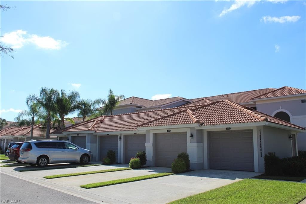 10338 Heritage Bay BLVD 2514 NAPLES, FL 34120