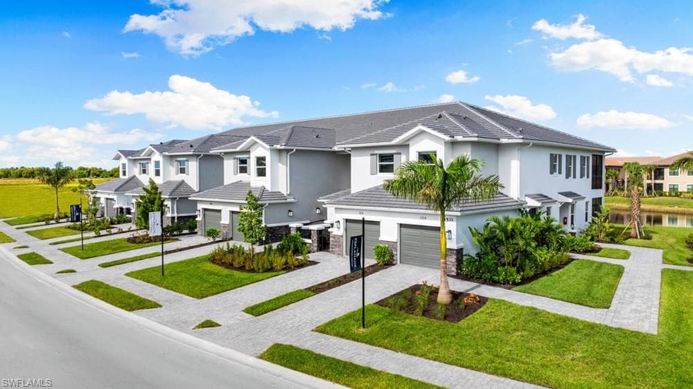 15352 Giardino DR 28-101 NAPLES, FL 34114