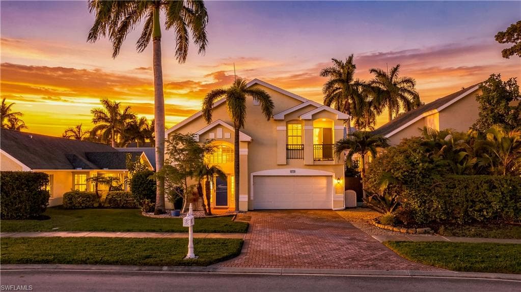 3570 Kent DR NAPLES, FL 34112