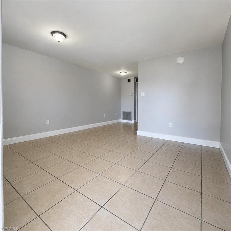3304 Edgewood AVE FORT MYERS, FL 33916