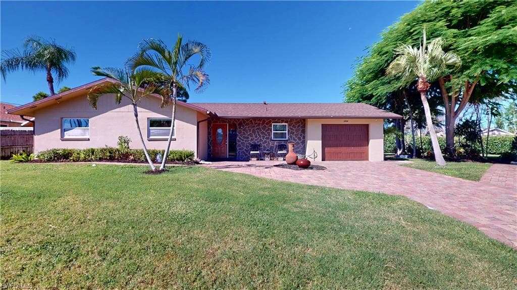 27514 Playa Del Rey LN BONITA SPRINGS, FL 34135