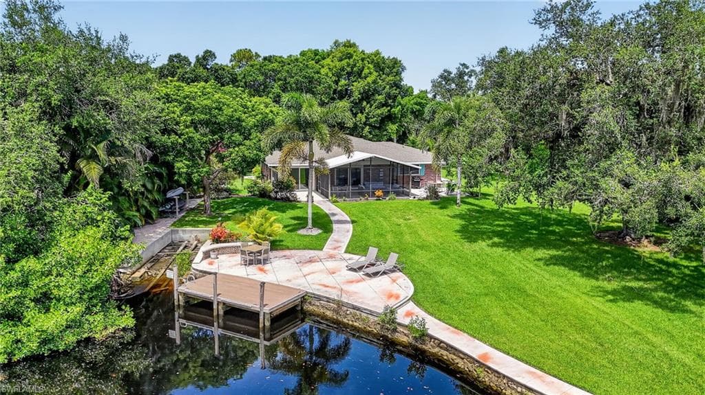 27278 Tennessee ST BONITA SPRINGS, FL 34135