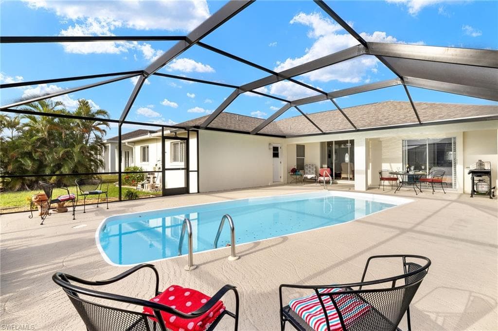 2305 SW 19th PL CAPE CORAL, FL 33991
