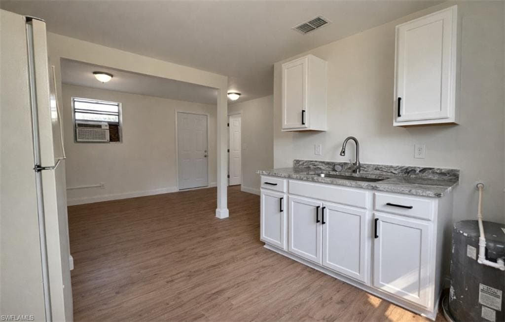 569 Nuna AVE FORT MYERS, FL 33905