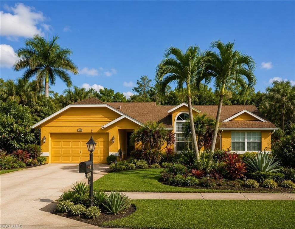 764 Saint Andrews BLVD NAPLES, FL 34113