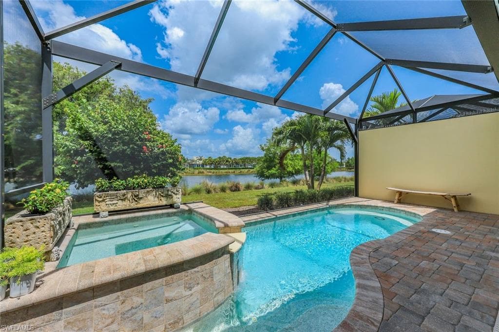 5878 Haiti DR NAPLES, FL 34113